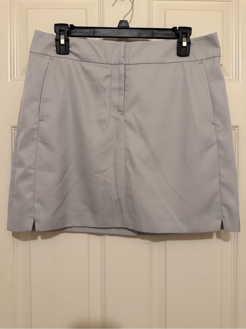 Izod Light Gray Golf Skort